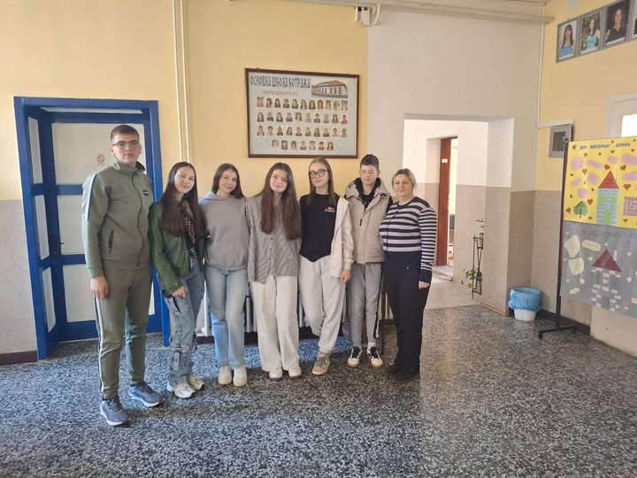 Успех наших ученика на такмичењу из хемије